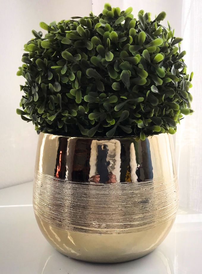 Metallic planter vase
