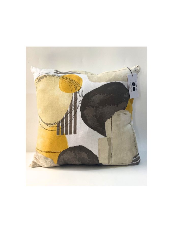 Patterned Yellow print cushion (43cm x 43cm)