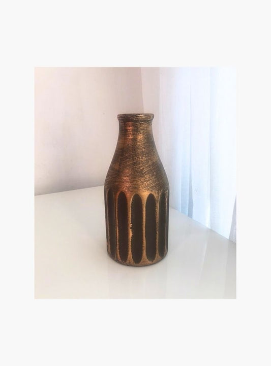 Reno brushed gold vase